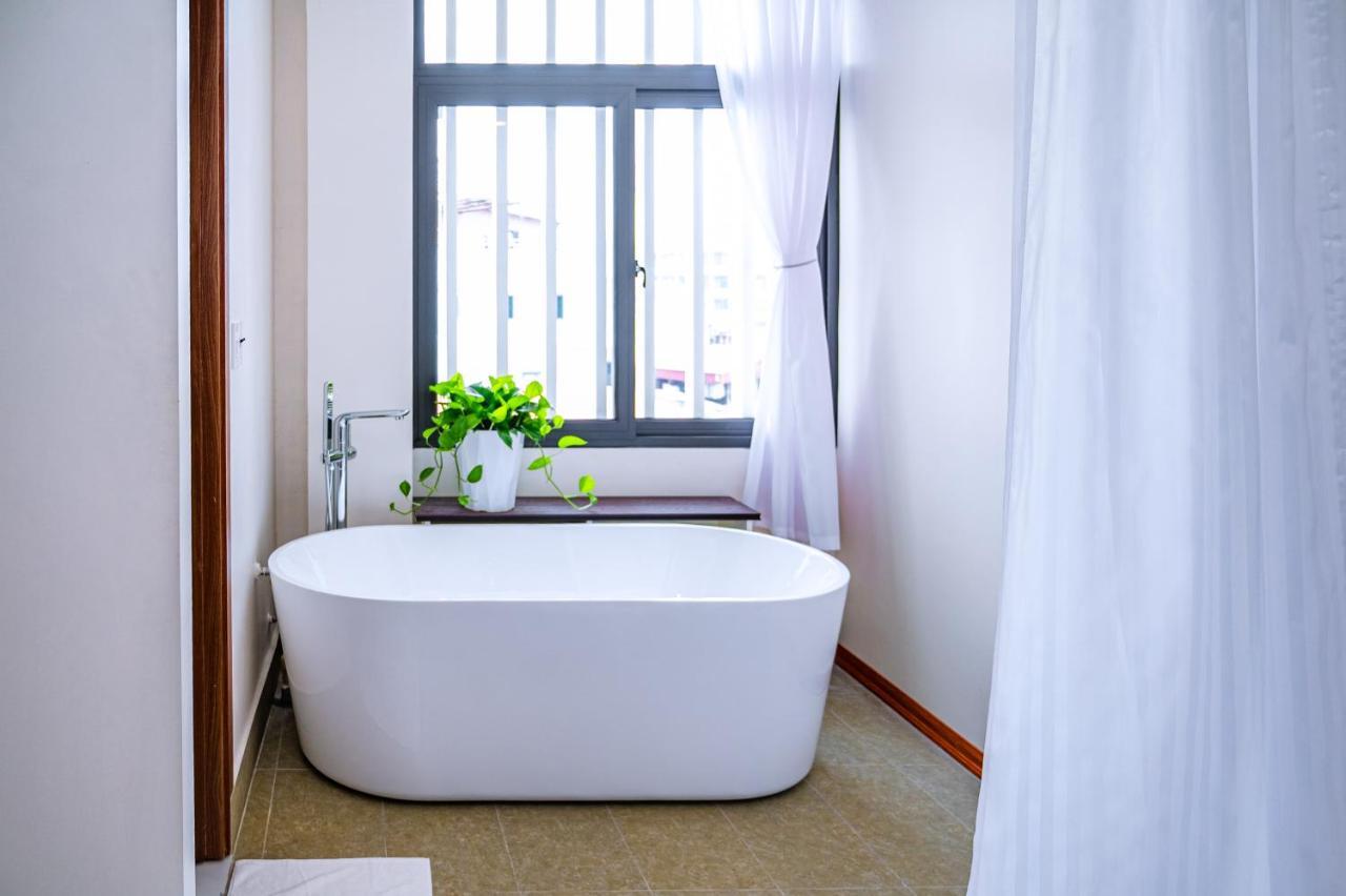 The King Hotel - Condotel Thái Nguyên Esterno foto